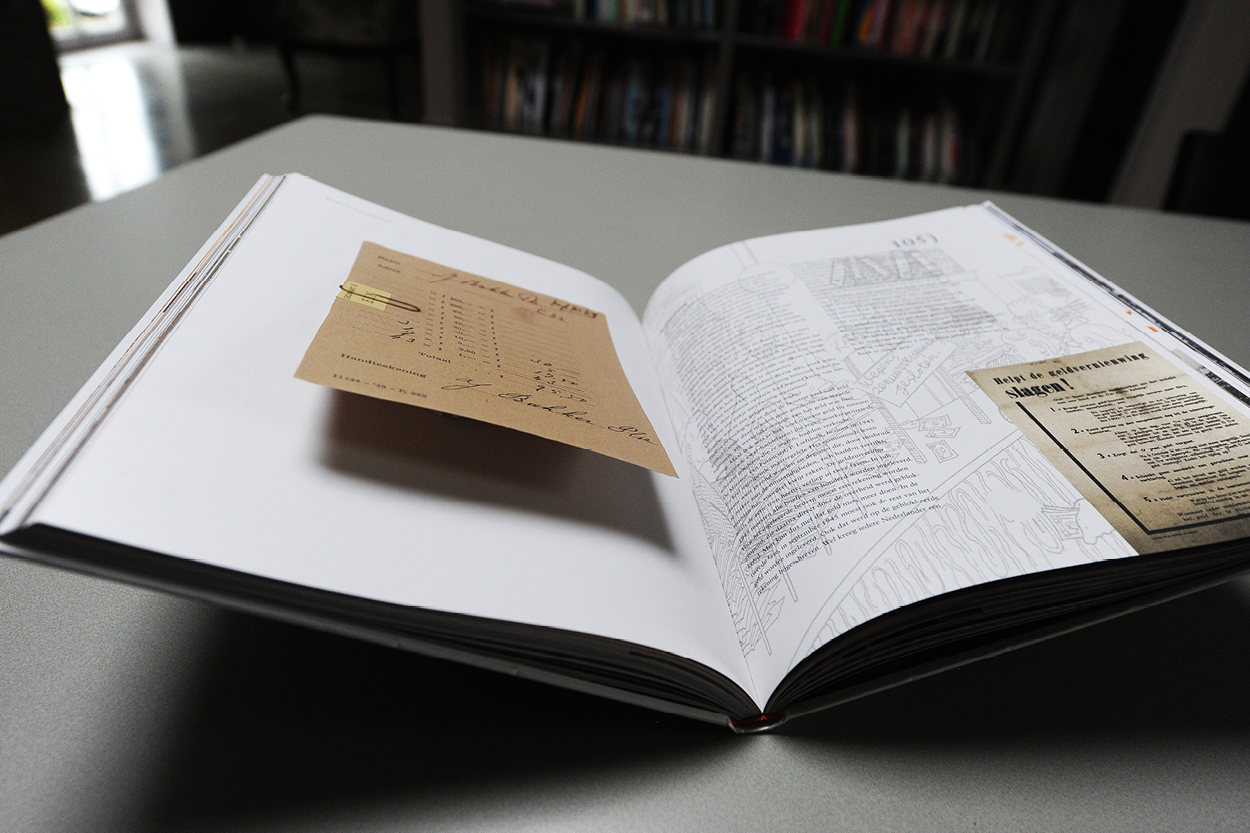 Jubileumboek over 100 jaar cooperatief bankieren en maatschappelijk betrokken zijn, vormgegeven door TheSign Merkenbouwer